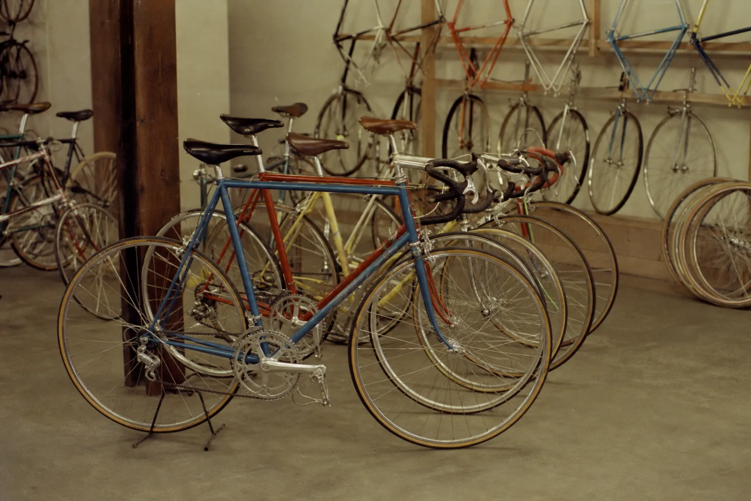 Shopping a bike by the label on the tag? What standover and reach actually decide